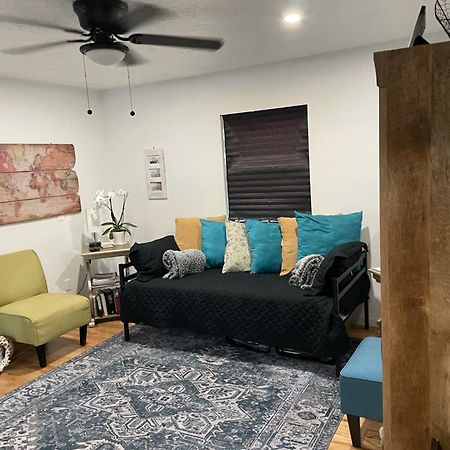 The Upper Room At Casa1022 Compound 阿尔伯克基 外观 照片